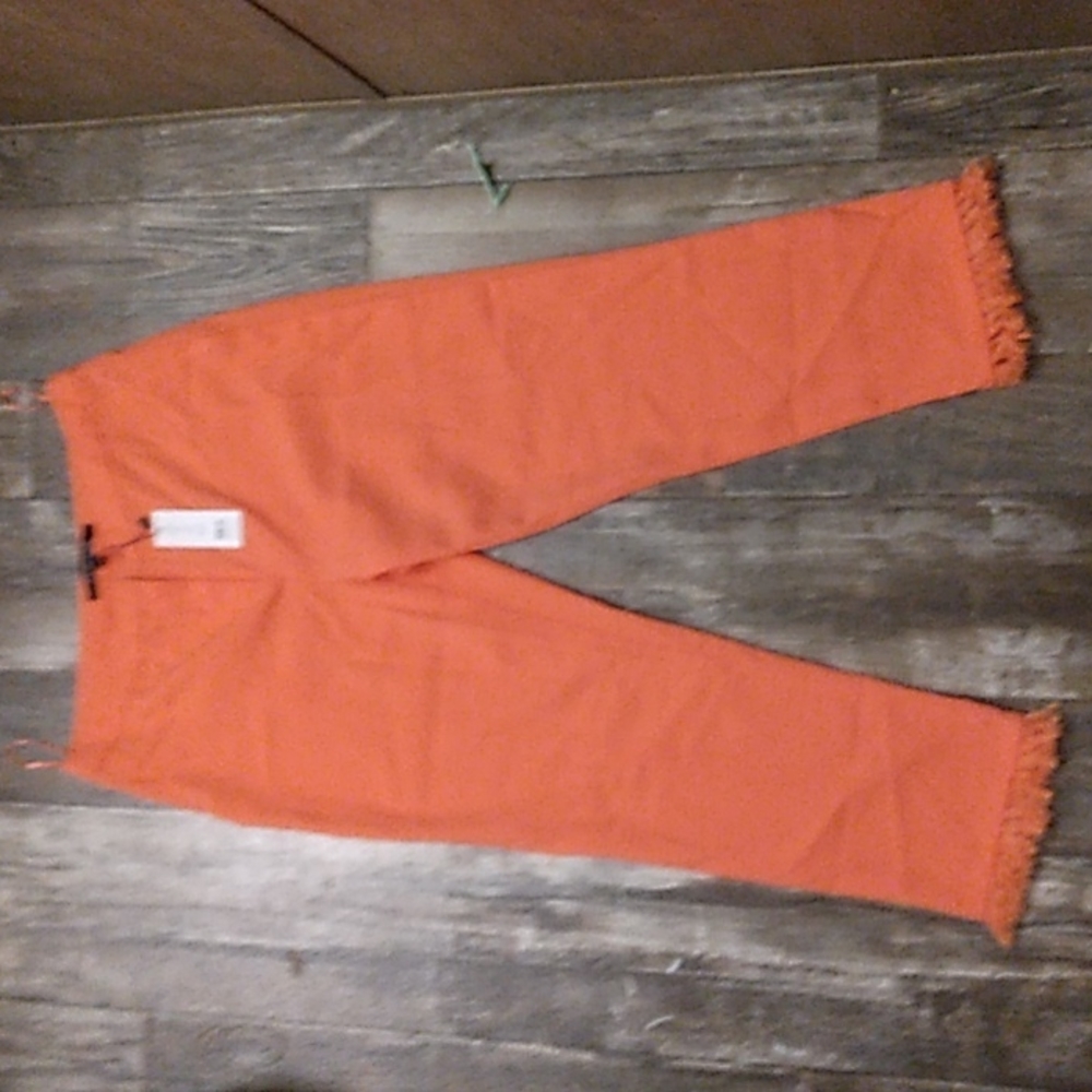 Women's capris
